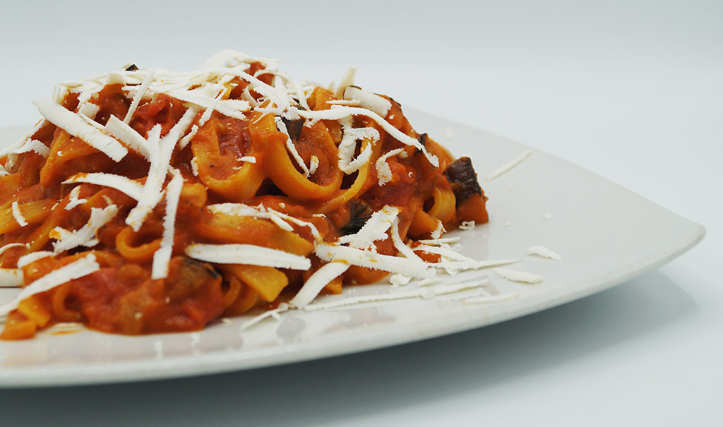 Fettuccine al ragù d’agnello e pecorino - Ristorante 433 Roma Piazza Navona Governo Vecchio